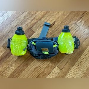 Nathan waisted water bottle pack